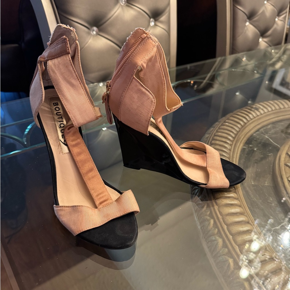 Wedge pink sandal